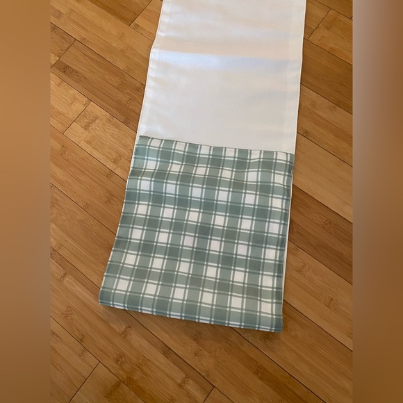 Fall Table Runner - Picture 2 of 3